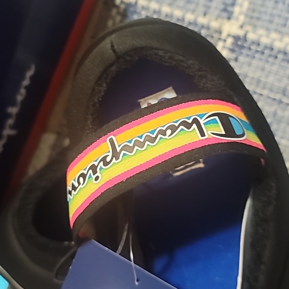 Champion slippers - Picture 5 of 7